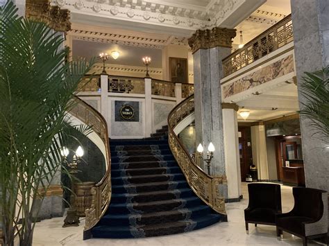 Seelbach Hotel .